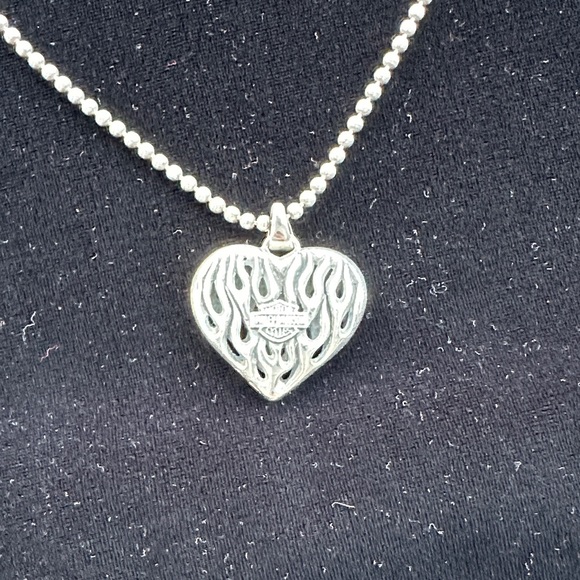 Harley-Davidson Silver Heart Necklace - Picture 2 of 5